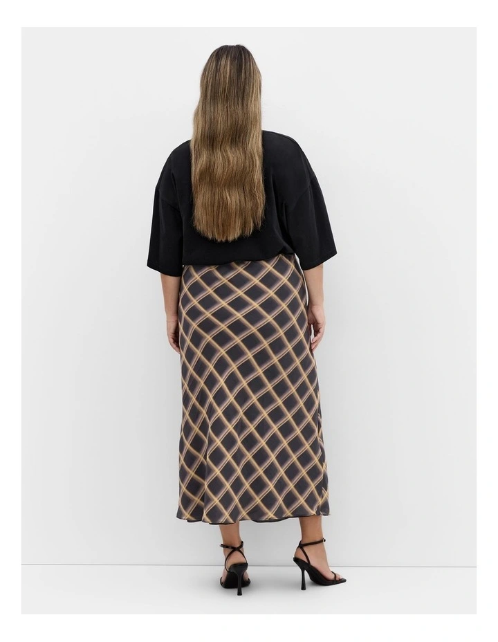 Kyra Print Midi Skirt in Dark Charcoal image 2