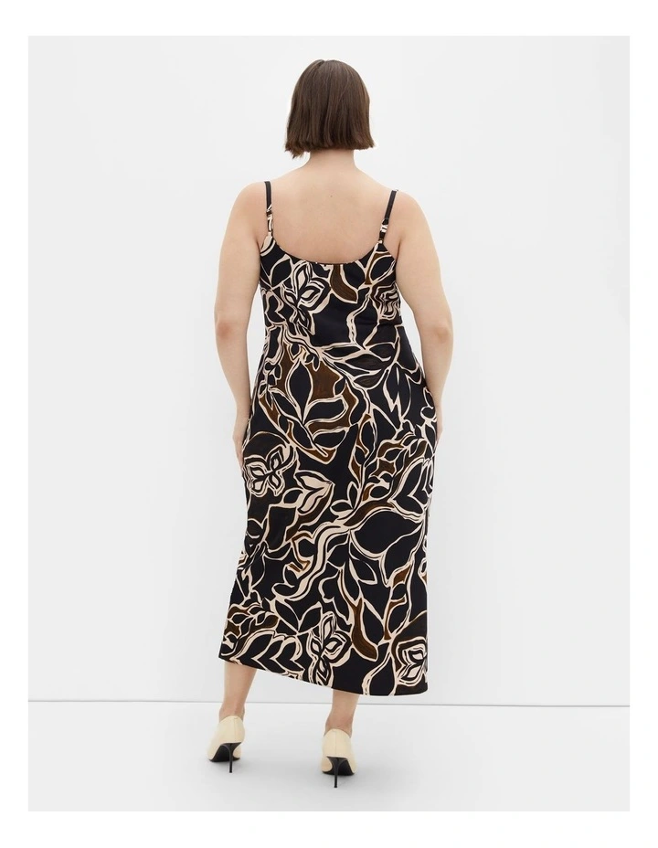 Winter Foliage Dress in Black image 2