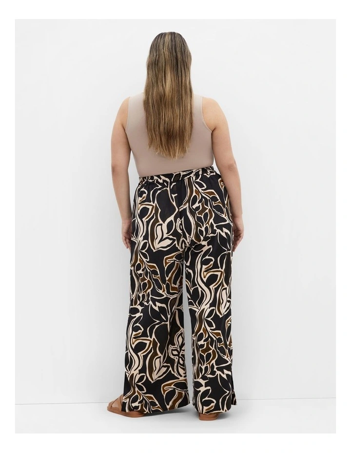 Winter Foliage Wide Leg Pant in Black image 2