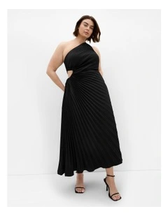 Aliza Pleat Maxi Dress in Black