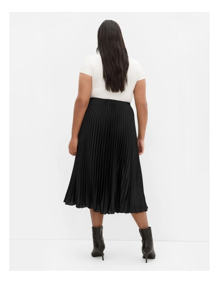 Selena Pleat Skirt in Black image 2