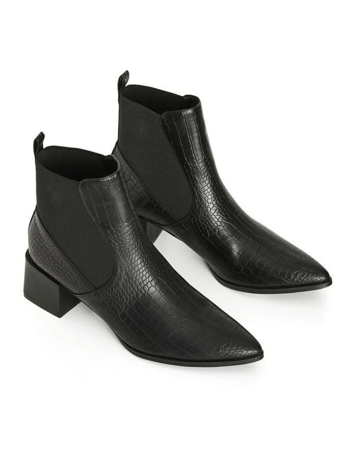 WIDE FIT Eden Ankle Boot in Black image 6