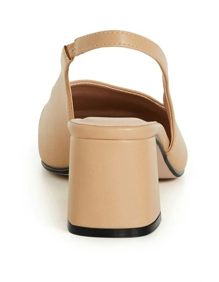 Wide Fit Chelsea Slingback in Caramel image 3