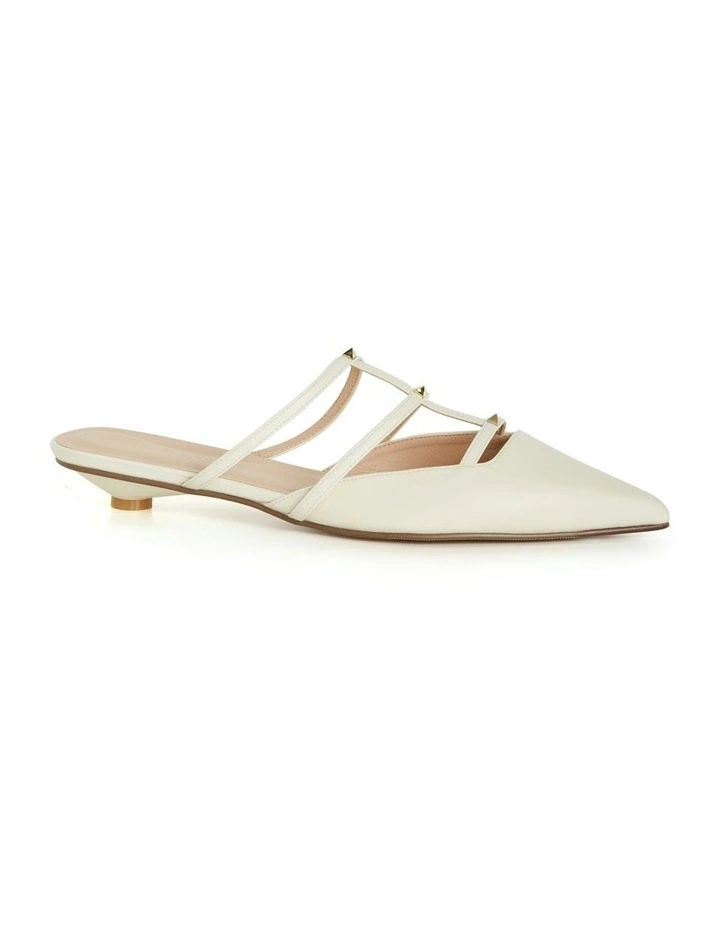 Wide Fit Azelea Slide in Cream image 2