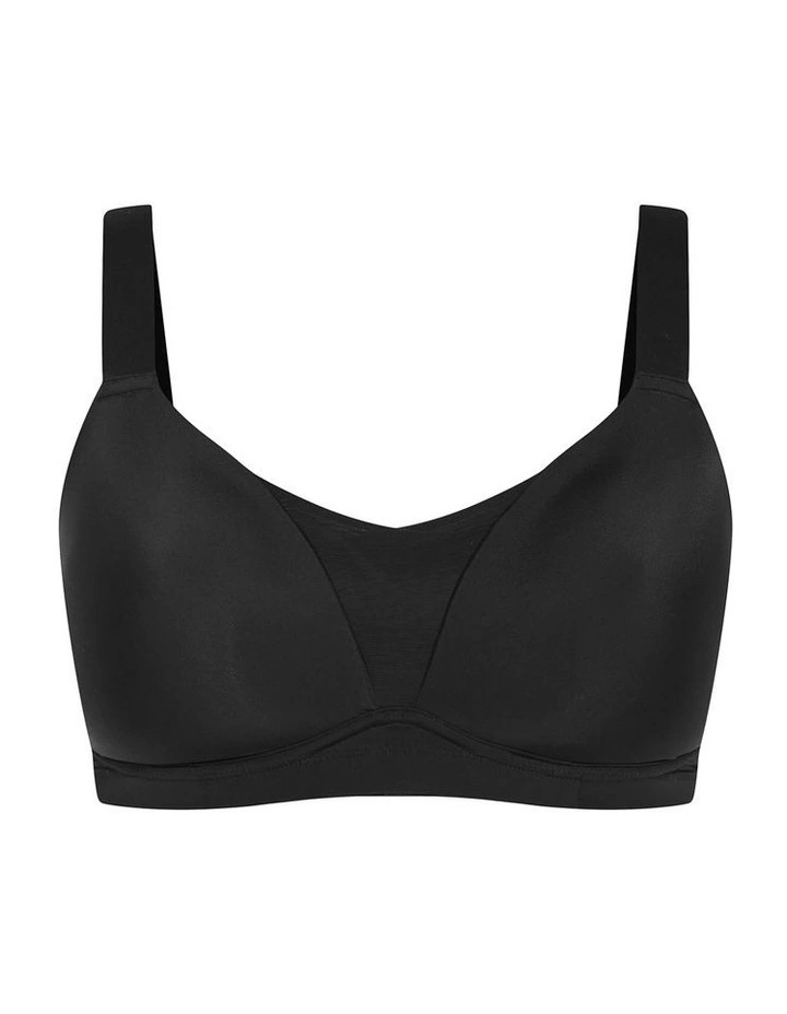 Shapely Wireless Sport Bra in Black image 3