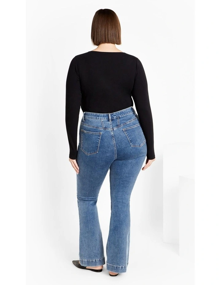 Asha Fit Jasmin Flare Jeans in Light Wash image 2