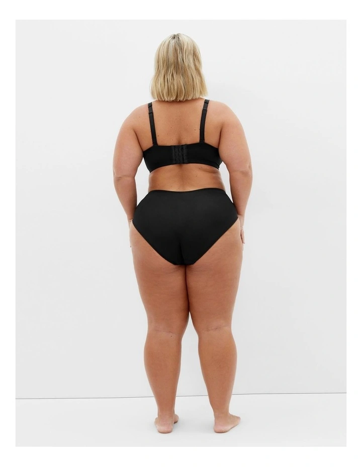 Fifi Shorty in Black image 2