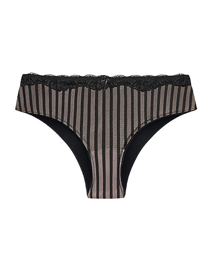 Fifi Shorty in Black image 4
