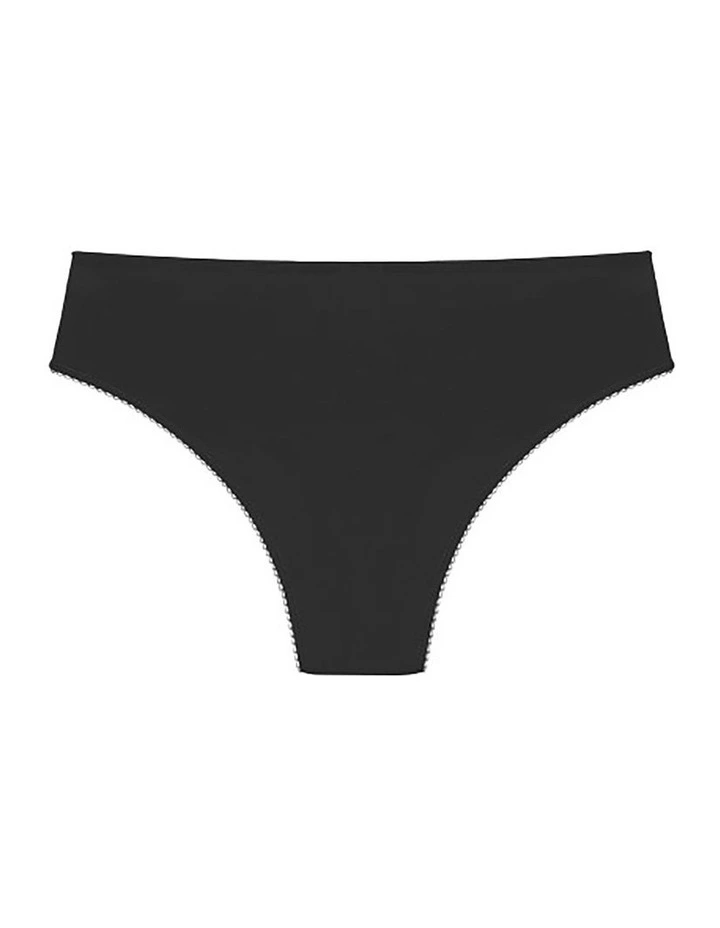 Fifi Shorty in Black image 5