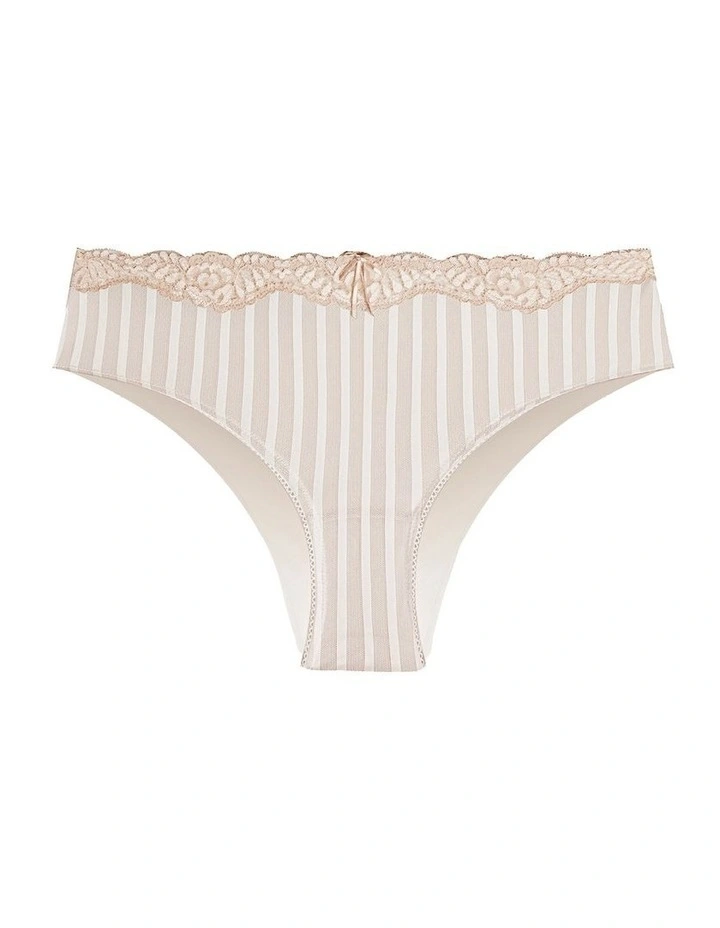 Fifi Shorty in Latte image 3