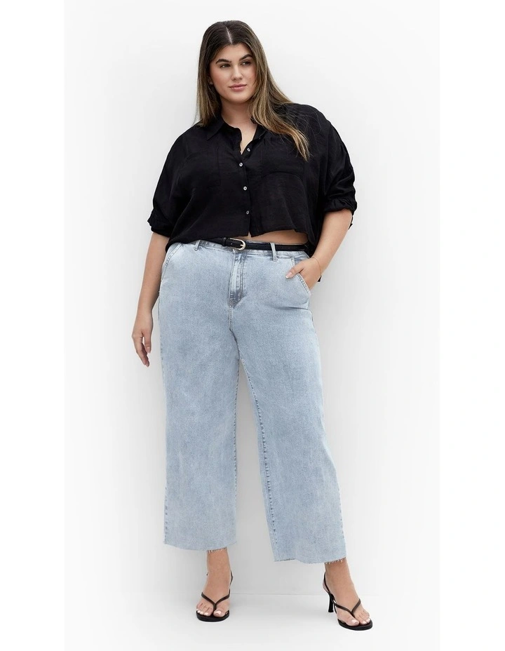 Harley Fit Avery Fray Wide Leg Jean in light wash image 3