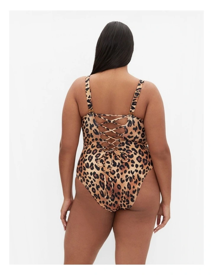 Vigo Print 1 Piece in Animal image 2
