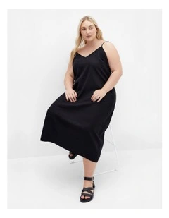 Jayda V Neck Maxi Dress in Black