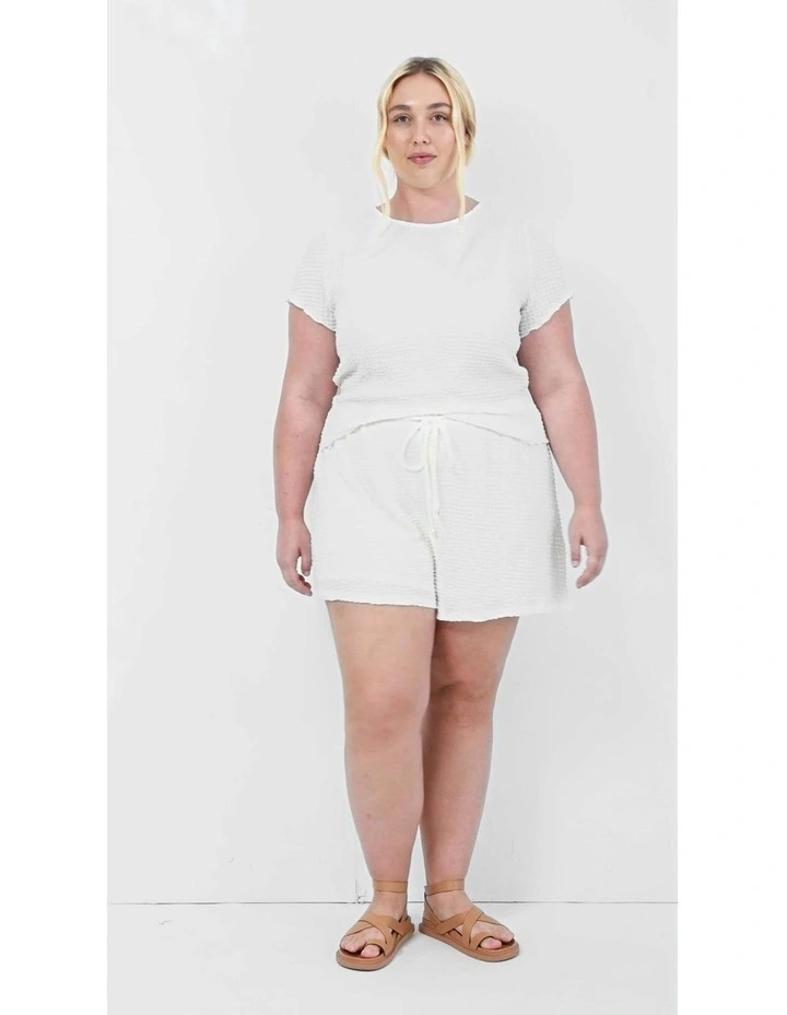 Zoie Shorts in Cream image 6