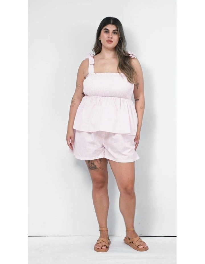 Cora Shorts in Pink image 6