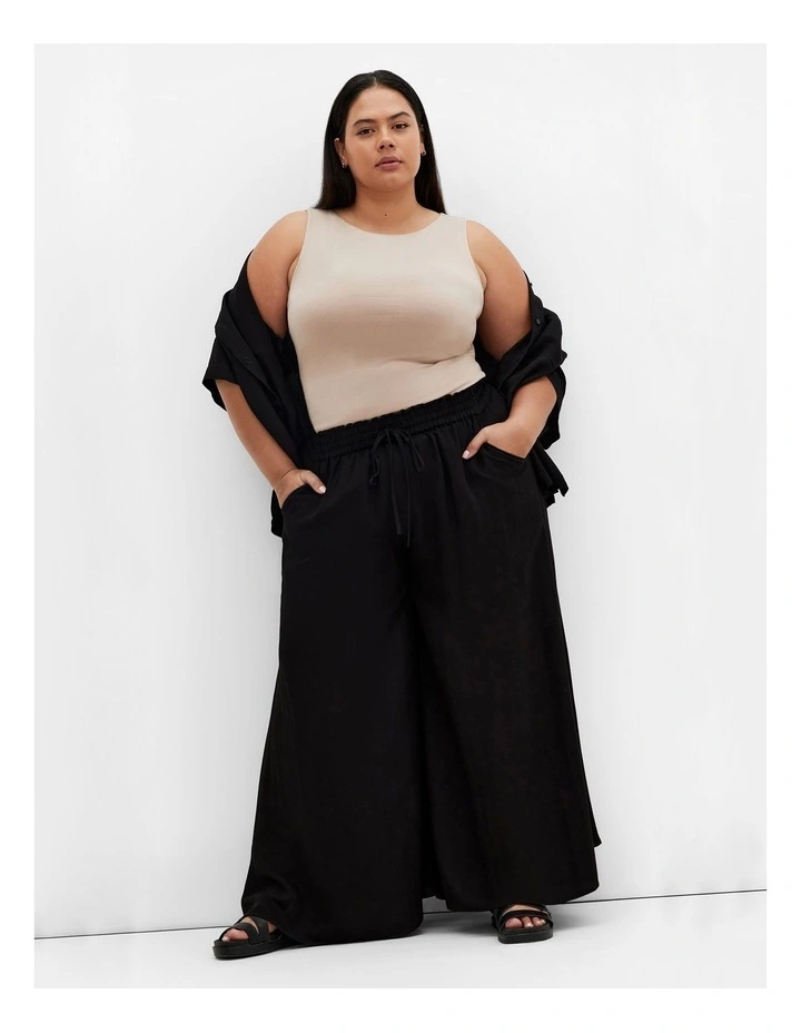 Elly Pant in Black image 3