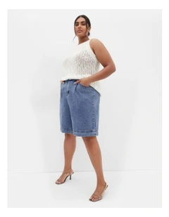 Hayley Bermuda Shorts in Light Wash