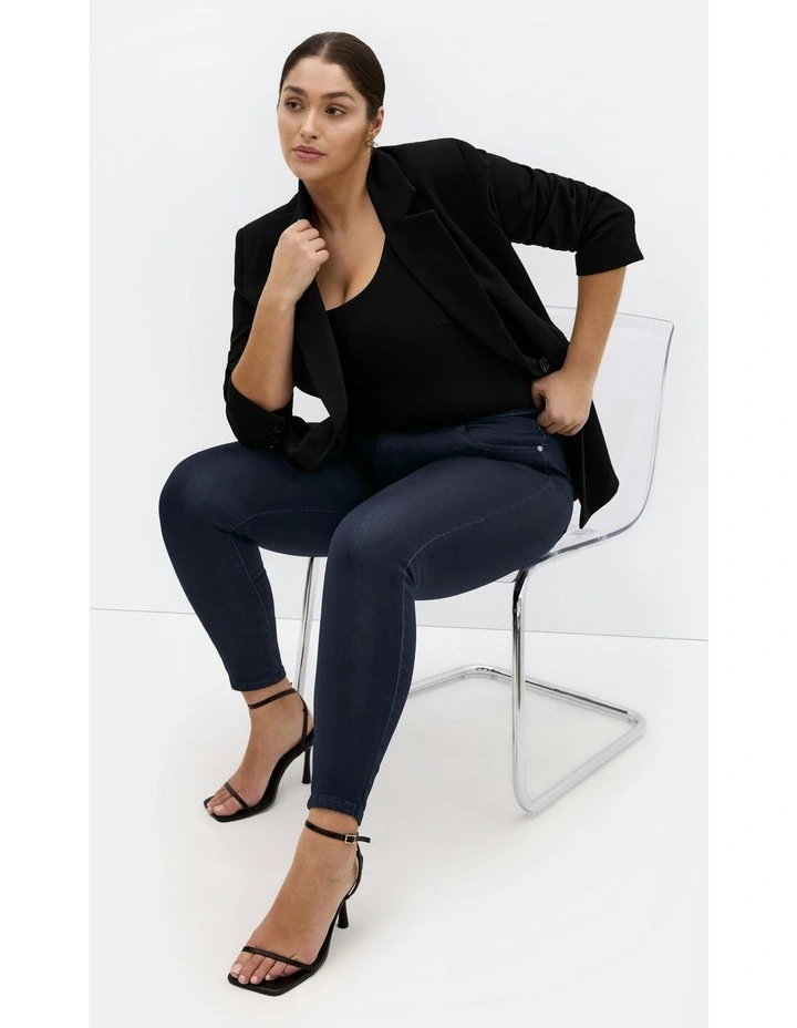 A Amara Skinny Jeans in Denim image 3