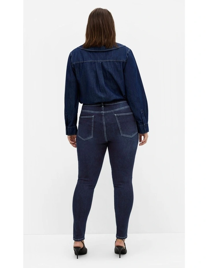 Asha Fit 90's Skinny Jeans in Denim image 4