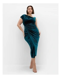 Plus Size Vivi Velour Midi Dress in emerald