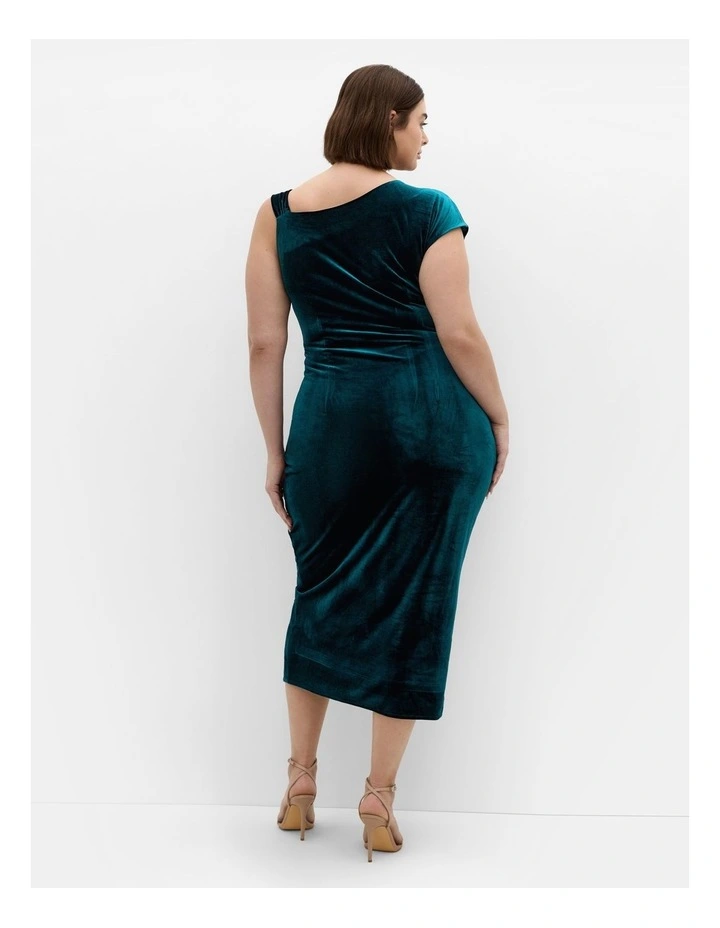 Plus Size Vivi Velour Midi Dress in emerald image 2