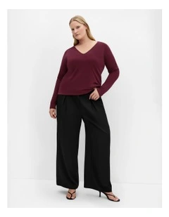 Annie V Neck Top in Bordeaux