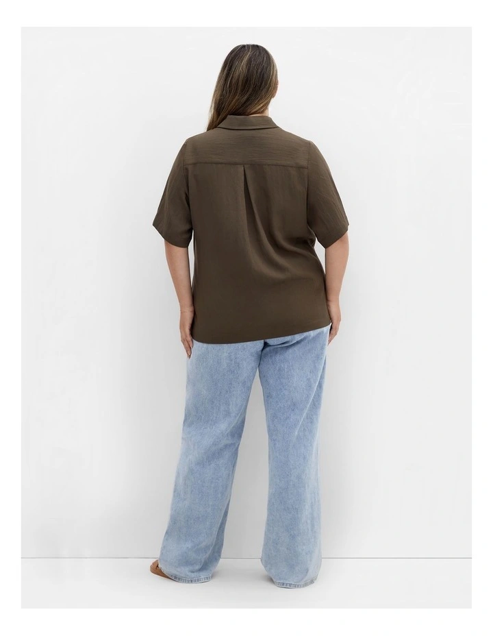 Elly Shirt in Khaki image 2