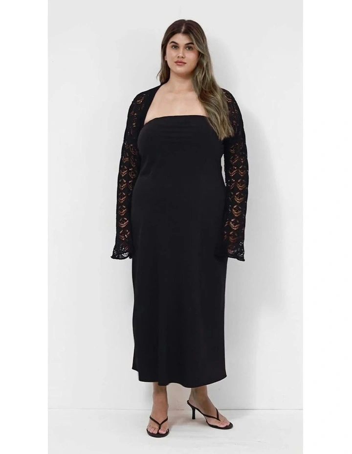 Crochet Shrug in Black image 5