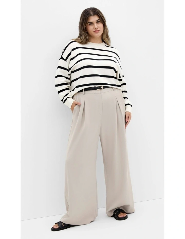 Kenia Stripe Jumper in Vanilla Black Stripe image 7