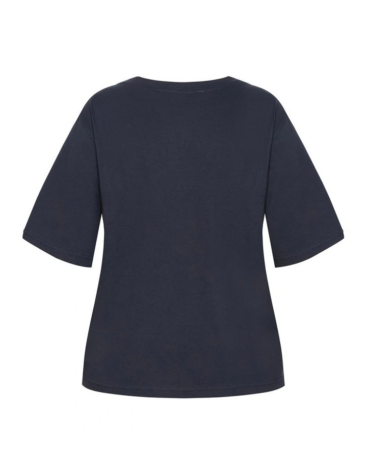 Soho Tee in Navy image 4