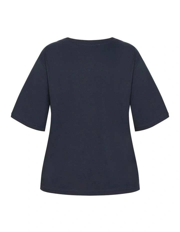 Soho Tee in Navy image 5
