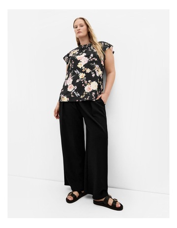 Blk Flirty Floral colour