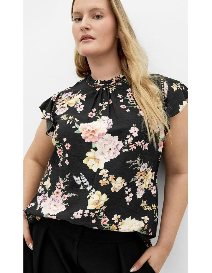 Lori Print Top in Black Flirty Floral image 7