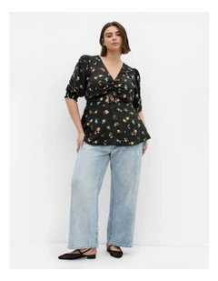 Tayla Print Top in Black Floral Fields