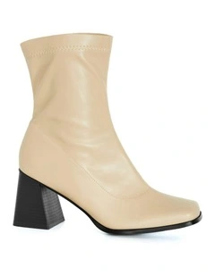 Robbie Ankle Boot in Beige