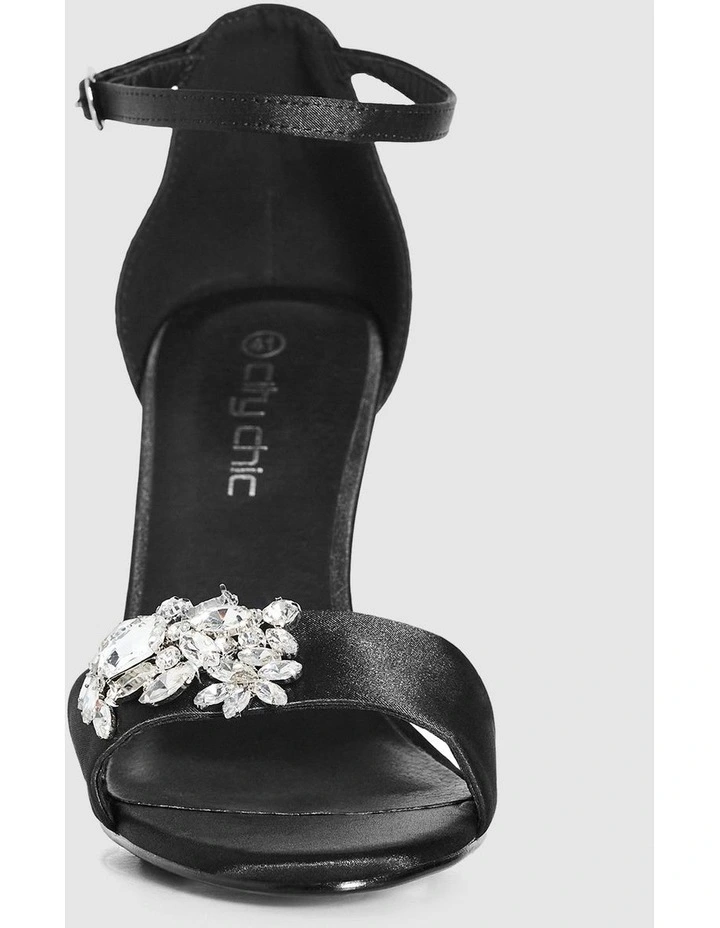 HEEL TOTALLY GLAM image 4