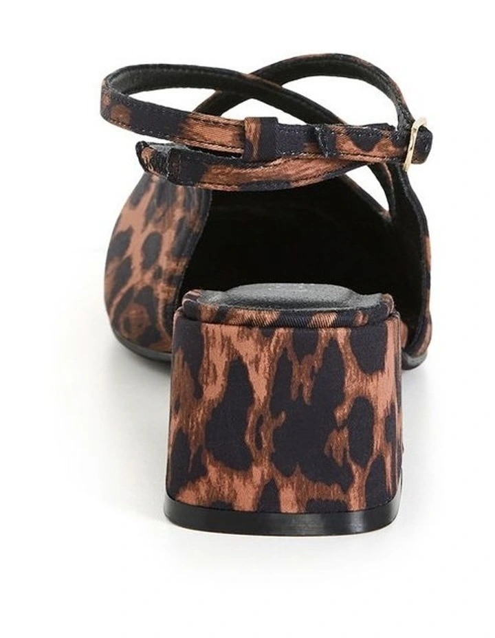 Luna Heel in Leopard image 2