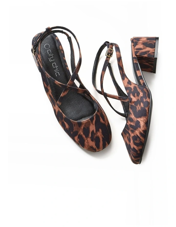 Luna Heel in Leopard image 6