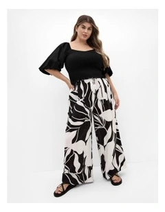 Amari Shirred Top in Black