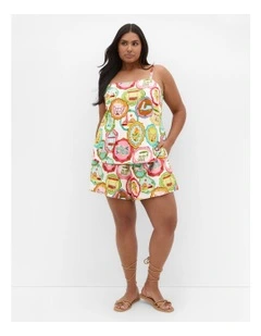 Capria Holiday Print Shorts in Cream