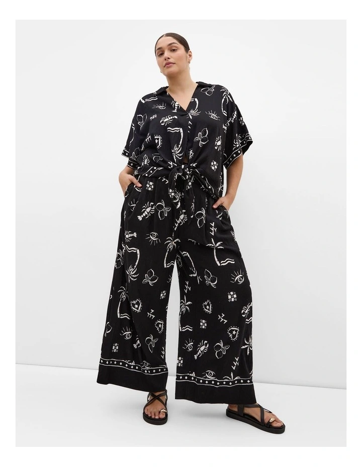 Resort Border Print Pant in Black image 1