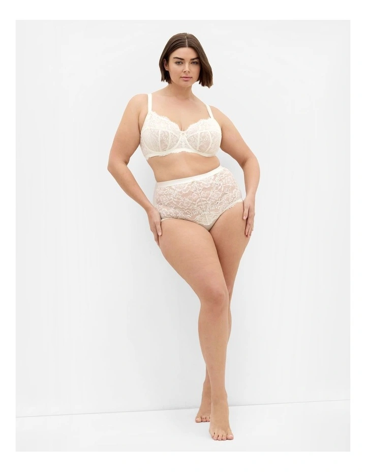 Lara Underwire Bra in Ivory image 1