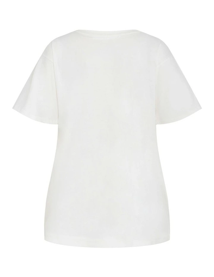 Oversized New York Tee in Ivory image 5