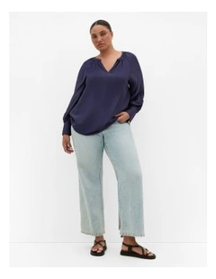 Felicity Relaxed V Neck Shirt in Navy