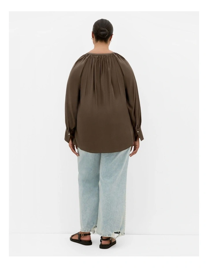 Felicity Relaxed V Neck Shirt in Khaki image 2