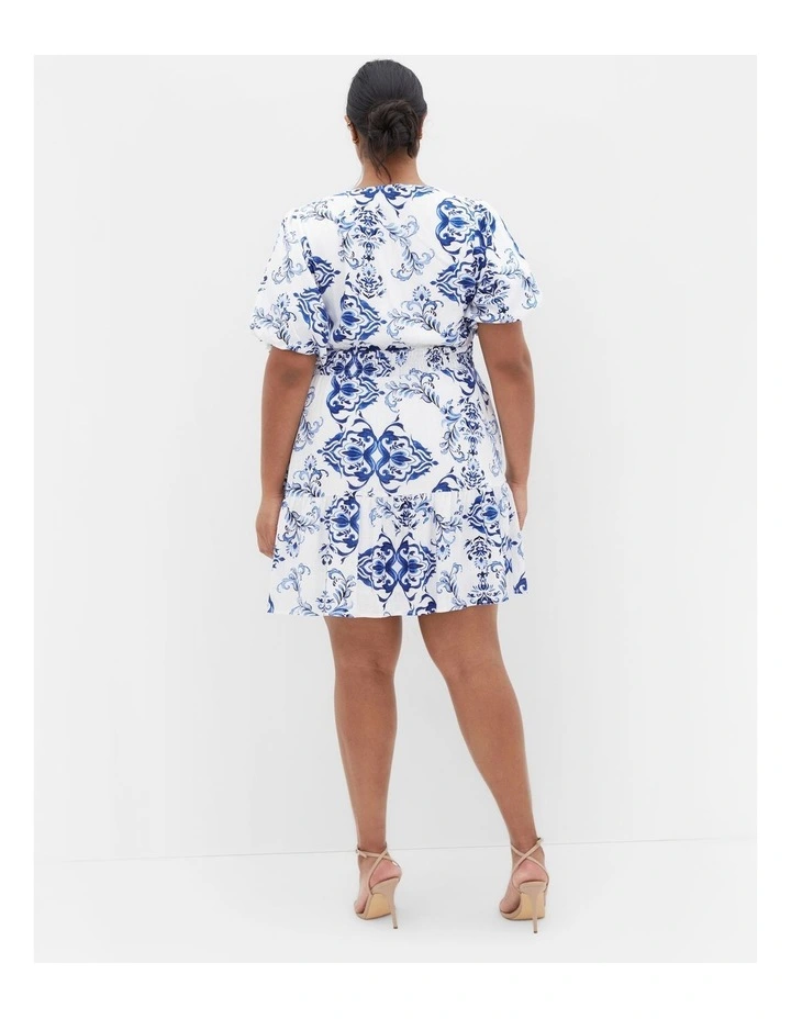 Winslow Short Sleeve Print Dress in White image 2