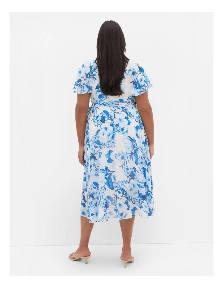 Short Sleeve Print Wrap Midi Dress in Bluebell image 2