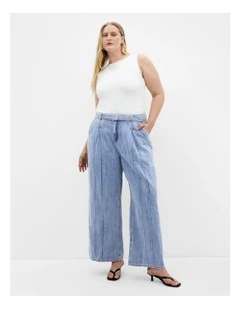 Belted Bria Jean in Light Denim