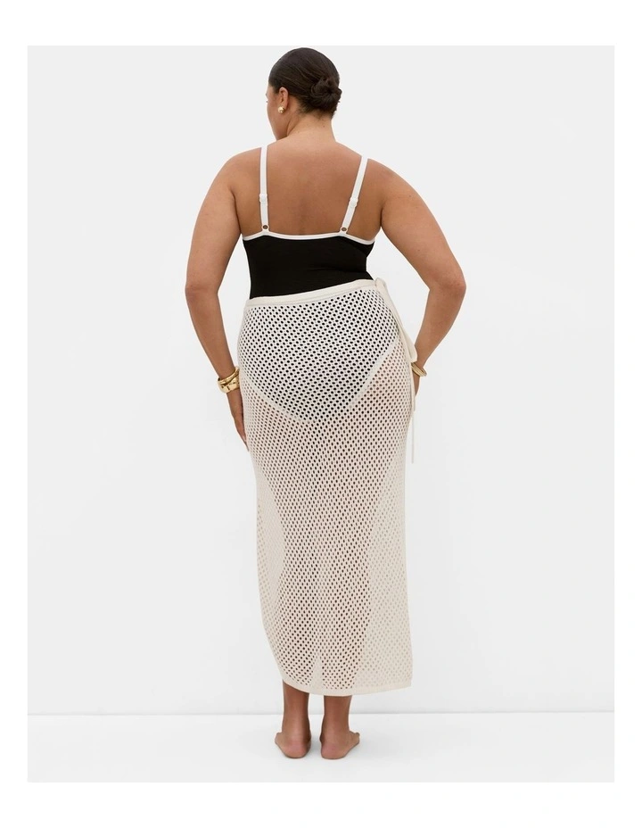Poolside Crochet Knit Sarong in Ivory image 2