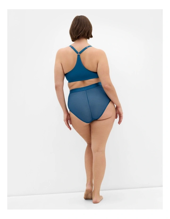 Signature Mesh Plunge Underwire Bra in Posiedon image 2